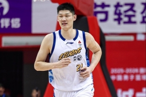 胡金秋比赛直播_CBA最新战况_广厦vs上海篮球高清观看