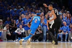 文班亚马比赛直播_马刺vs雷霆最新动态_文班亚马影响力NBA分析