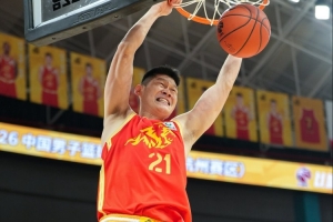 胡金秋比赛直播_广厦vs上海_CBA篮球最新战况
