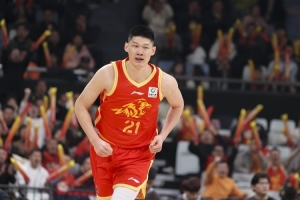 张镇麟比赛直播_广厦vs上海_CBA最新战况
