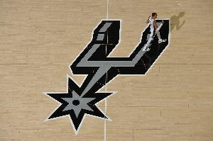 马刺比赛直播_篮球NBA最新动态_圣城青少年免费观赛活动