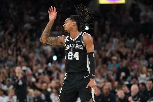 马刺vs尼克斯_NBA篮球比赛直播_最新战况