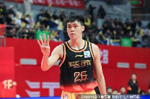 庞峥麟vs廖三宁_中国男篮CBA最新动态_篮球比赛直播高清