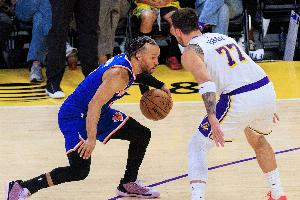 东契奇比赛直播_NBA季后赛得分榜最新排名_雷霆vs尼克斯vs湖人动态