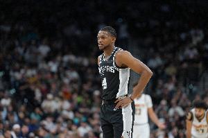 马刺vs尼克斯_NBA季后赛最新战报_篮球比分分析