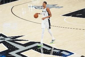 文班亚马比赛直播_文班亚马最新动态_NBA马刺詹姆斯奥尼尔