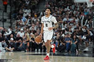 哈珀比赛直播_马刺vs湖人_NBA季后赛新秀250分100篮板历史第二人