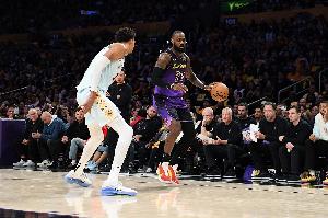 文班亚马比赛直播_马刺vs骑士最新动态_NBA篮球高清观看