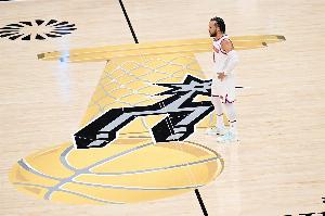 尼克斯vs布伦森_篮球NBA最新战报