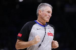 福斯特比赛直播_NBA裁判争议吹罚_雷霆vs步行者总决赛回顾赛事报道