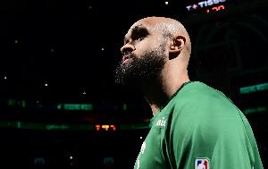 马刺vs凯尔特人_NBA篮球防守战术分析_波波维奇信任球员动态