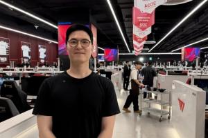 T1 COO：在得知黄仁勋访韩消息后，主动接洽促成了这次会晤