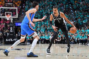 切特霍姆格伦比赛直播_雷霆队最新动态_NBA篮球在线高清观看