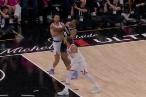 威少比赛直播_尼克斯vs马刺最新战况_篮球NBA高清在线观看