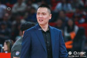 王哲林比赛直播_上海男篮CBA最新动态_中国篮球超级大球市激活