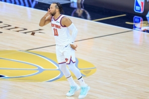 尼克斯比赛直播_布伦森队史地位最新动态_NBA篮球高清观看