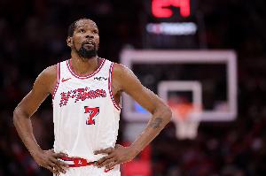 杜兰特比赛直播_杜兰特得分超越天勾最新动态_NBA火箭赛事高清观看