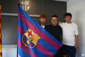 董路曝足协主席宋凯亲笔信祝贺李昊炎加盟巴萨_西甲最新动态_巴塞罗那足球直播高清
