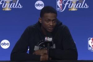 福克斯比赛直播_马刺vs尼克斯_NBA最新动态