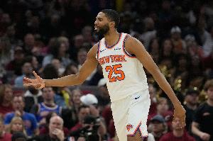 尼克斯vs布里奇斯_篮球NBA最新动态_布里奇斯谈总决赛经验