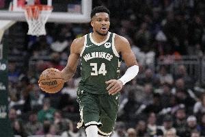 字母哥比赛直播_雄鹿最新动态_NBA交易传闻