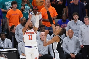 文班亚马比赛直播_马刺vs尼克斯_NBA最新战报