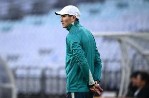 国足vs新加坡_中国男足比赛直播_中国足球最新战报