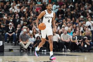马刺vs福克斯_篮球NBA比赛直播_快攻战术分析