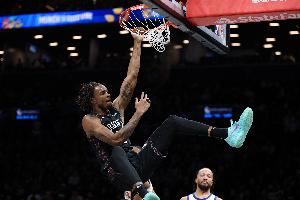 湖人vs快船_克拉克斯顿交易最新动态_nba交易流言