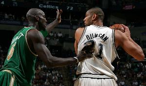 诺维茨基比赛直播_邓肯加内特NBA最新动态_骑士篮球赛事高清在线观看