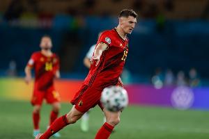 比利时vs世界杯_足球国家队阵容分析_法甲里尔最新动态