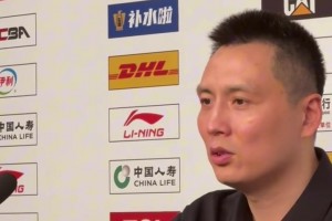 14篮板生涯新高！李弘权：无论多累都要坚持，抢板靠对球的渴望